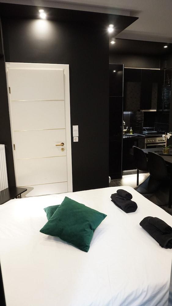 Exclusive Design Studio With Yard 雅典 外观 照片