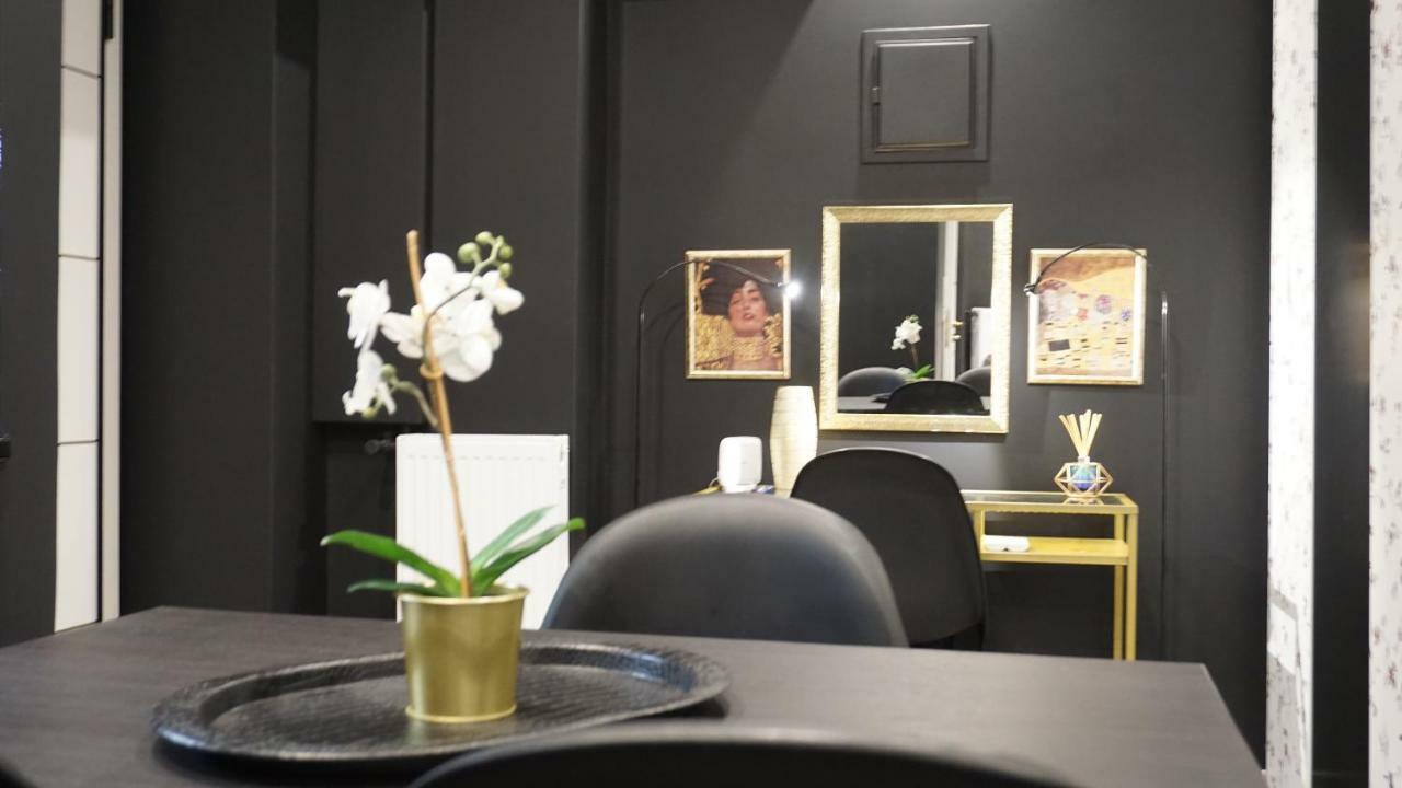 Exclusive Design Studio With Yard 雅典 外观 照片